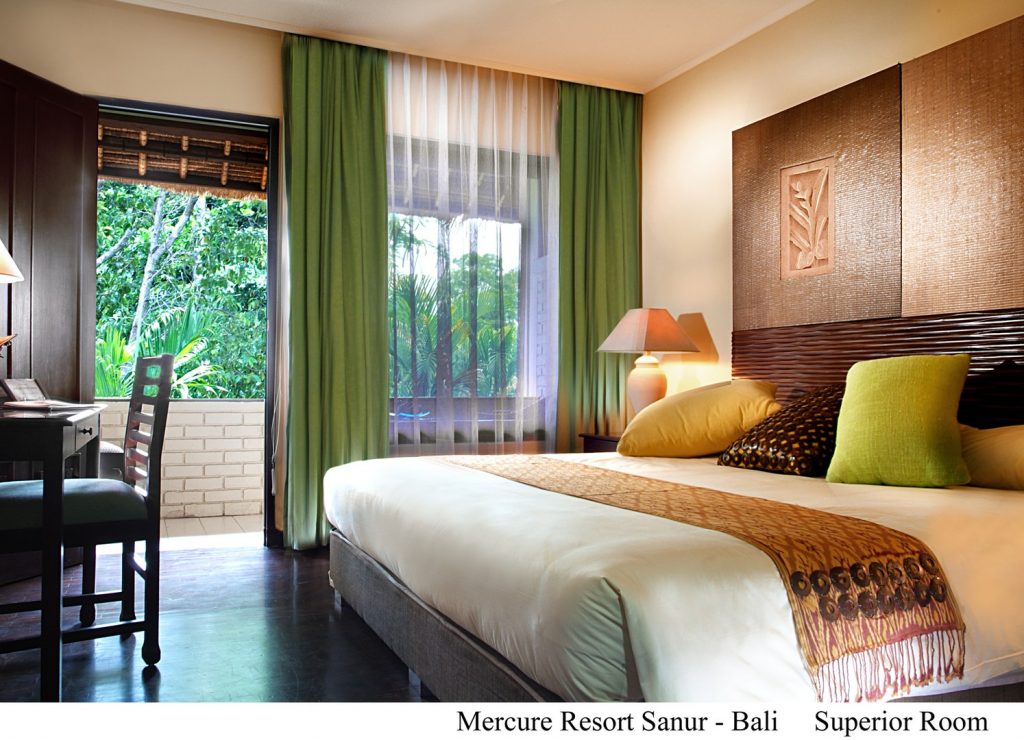 4363Mercure-Resort-Sanur-superior-room_pub_res