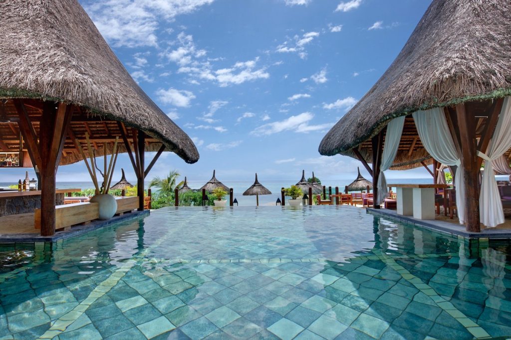 4819VPAB_Sandy-Lane-Pool-View