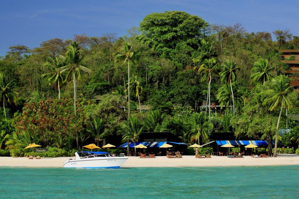 5044Zeavola – Beach 1