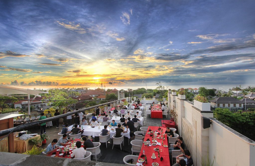 636336. The Lighthouse