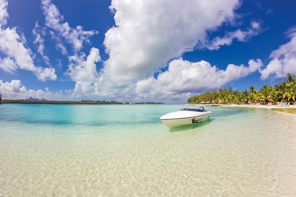 Shandrani-Beachcomber-Water-1024×683