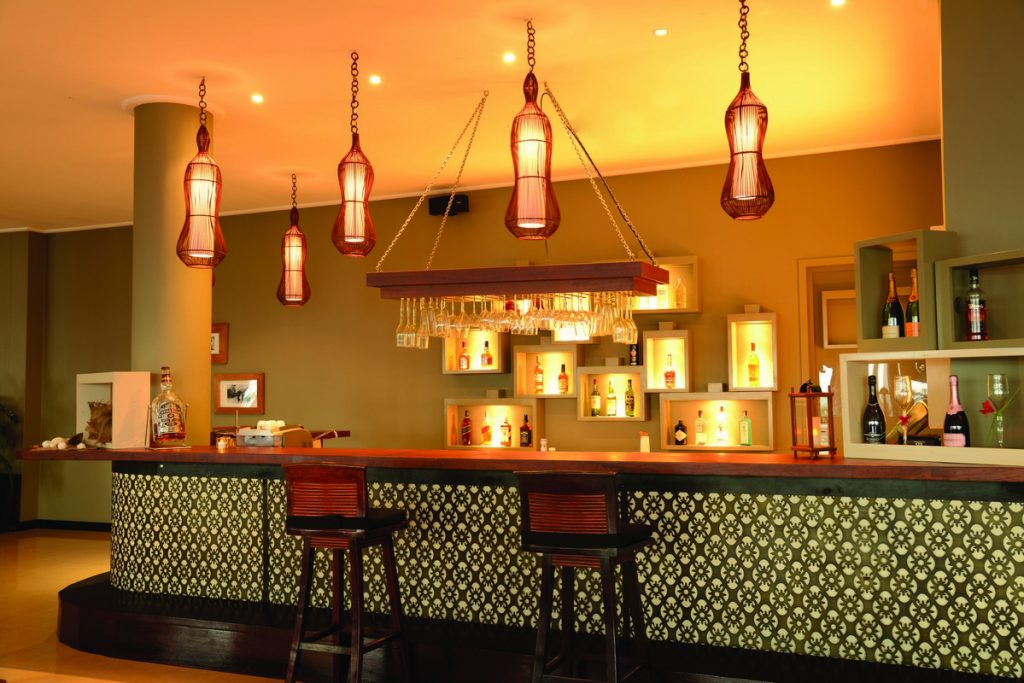 5101SEZDT_OceanViewBar3_HR