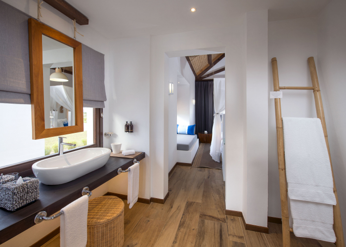 mozambique-diamonds-mequfi-bathroom_0